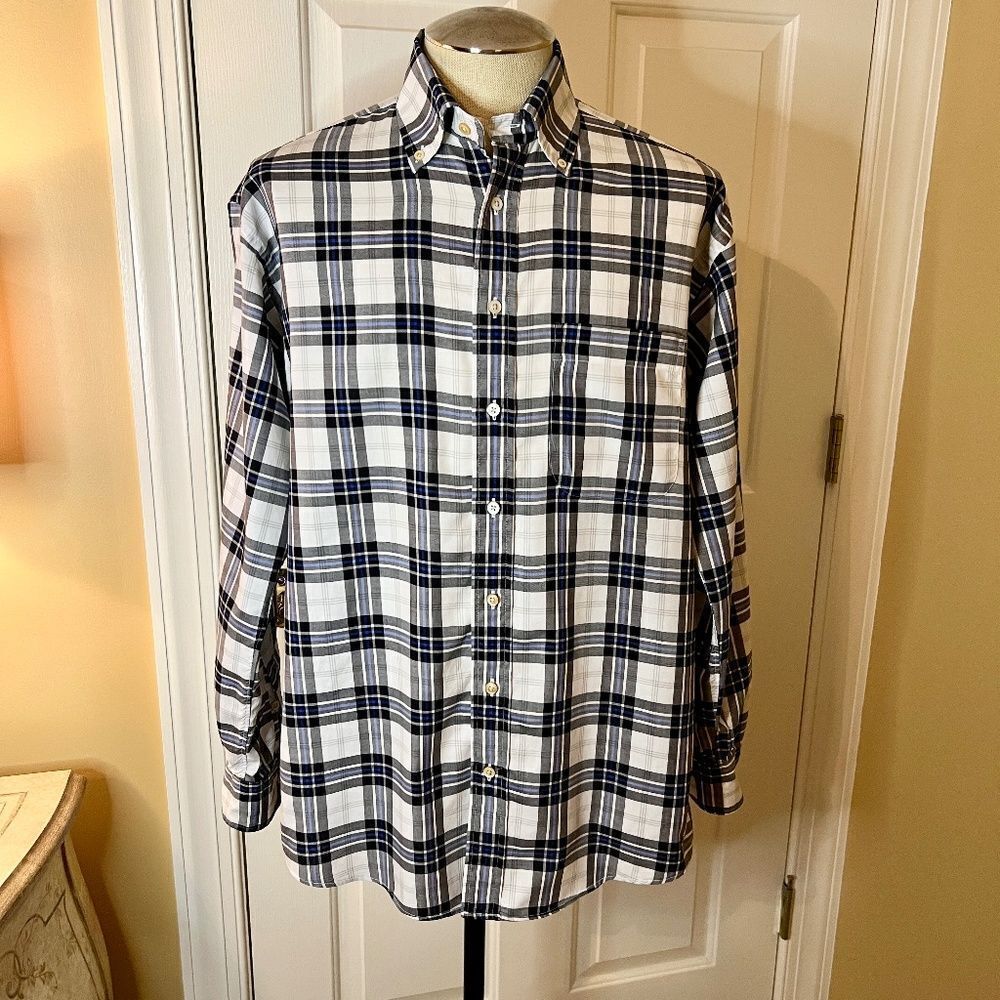 EUC Men's Burberry London Black White Blue Plaid Button Down Cotton Shirt LARGE